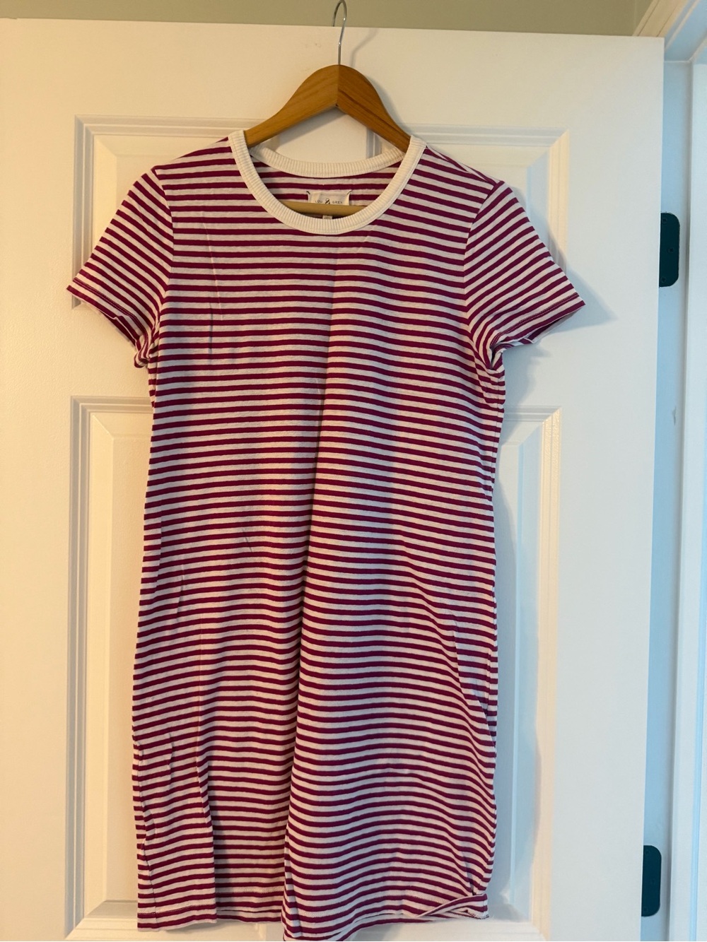 Lou & Grey Short-Sleeve Striped Mini Dress in Pink and White